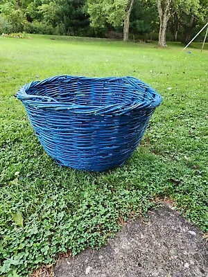 Vintage Large Oval Traditional Rattan Wicker Storage Laundry Basket Painted Blue • $59.99