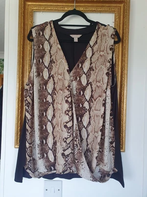 £10 • Buy Anthology John Lewis Sleeveless Snakeskin Blouse Top Size 22