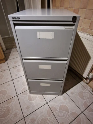 £20 • Buy Bisley Metal Filing Cabinet Used