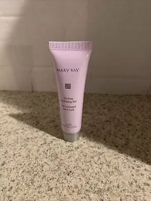 Mary Kay Oil Free Hydrating Gel .4oz NORMAL TO OILY SKIN • $29.99
