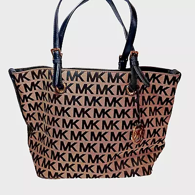 Michael Kors Jet Set Signature Grab Bag Tote Tan/Black Jacquard And Leather EUC • $59.97