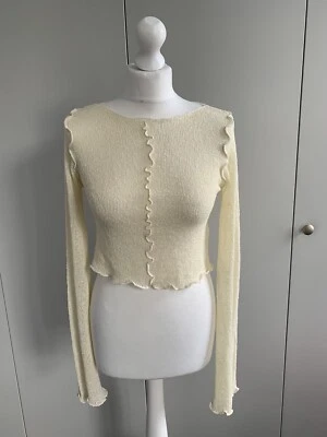 $41.11 • Buy Urban Outfitters Boucle Knit Lettuce-Edge Top Cream Medium