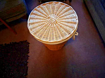 Wicker Laundry Basket - Large - Lined - Lid - Handle • £9.99