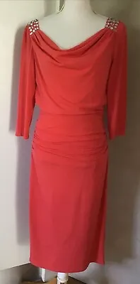 QUEENSPARK  - Woman's - Ladies Size 8 - Dress . • $24.99