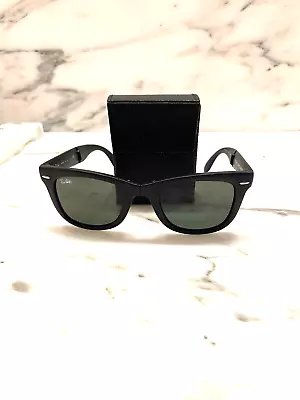 Ray Ban Sunglasses Wayfarer Folding • $110