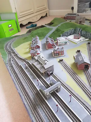 N Gauge Layout Used - Nearly Complete With Scenery Fully Wired • £225