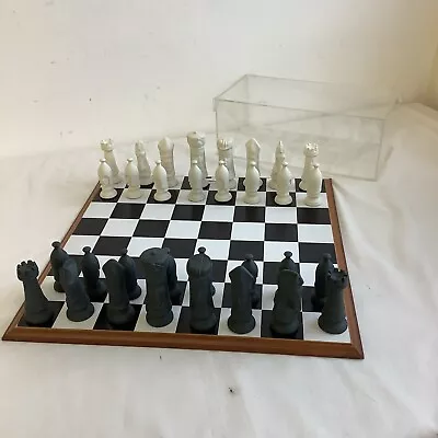 Jaques Large Chess Set Wooden Board & Porcelain Pieces • £59.95