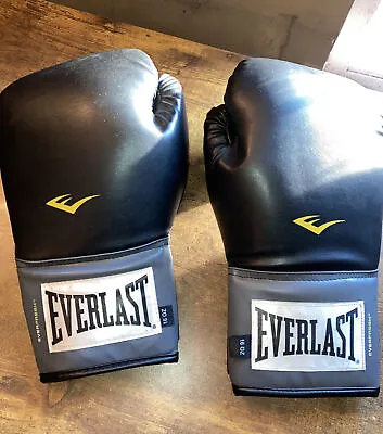 Everlast Pro Style Elite Gloves 16oz - Black • $35