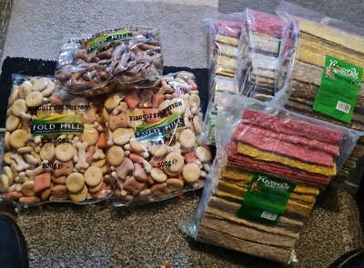 £15 • Buy 3 X Bags Dog Biscuits And 4x Munchy  Chews 400pcs ,new