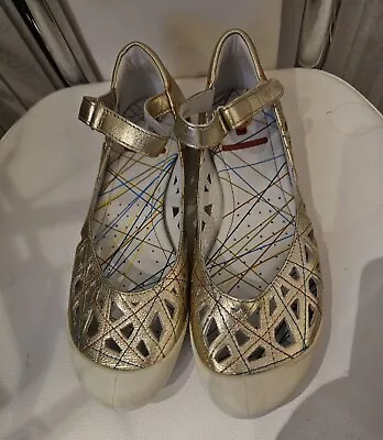 ECCO Metalic Gold Leather Summer Shoes UK Size 5 • £16.50