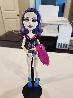 Monster High - Spectra Vondergeist - Swim Class - CBX55 • $40.45