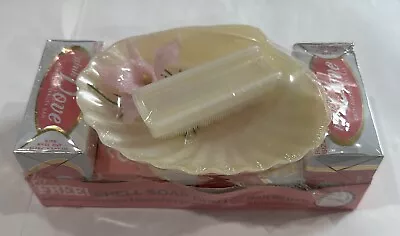 Vintage Dove Bar Soap 4 Pack With Shell Soap Dish And Nail Brush Pink 78 Cents • $60