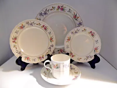 5 Piece Place Setting Brywood By MIKASA China • $59.95