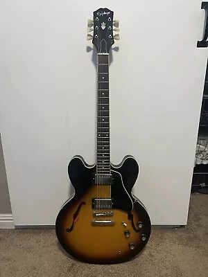 Epiphone ES 335 Sunburst • $420