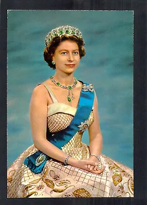 D5162 Royalty Queen Elizabeth II John Hinde Vintage Postcard • $15.70