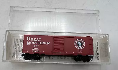 Micro-Trains 20156 N Scale 40' Boxcar Single Door Great Northern GN 18748 • $12.99