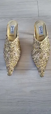 Unze Embellished Pointed Toe Shoes - Gold - Size 8 • £12
