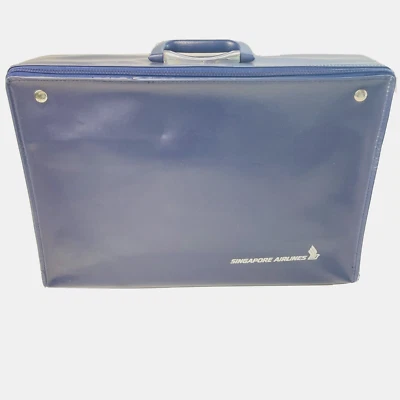 Vintage 1970s Singapore Airlines Travel Case Navy Blue Foldable For Stowage. • $120