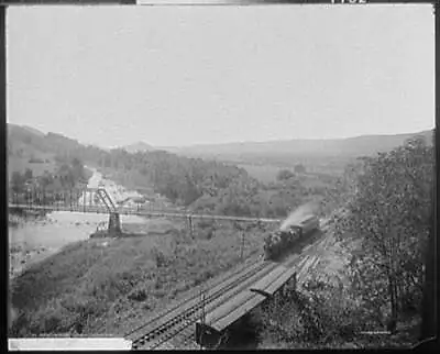 Washington BottomPotomac RiverbridgerailroadstrainstracksMarylandMD1892 • $9.99