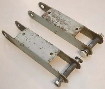 $380 • Buy 1957-1959 Ford Skyliner Retractable Rear Roof Lift To Body Arm Brackets OEM 1958