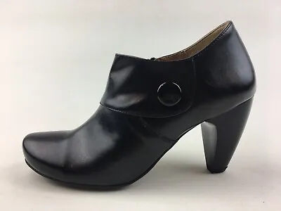 Gabriella Rocha Women's Indy Button Geek Booties Wide Size 8 W Black 3445 • $27