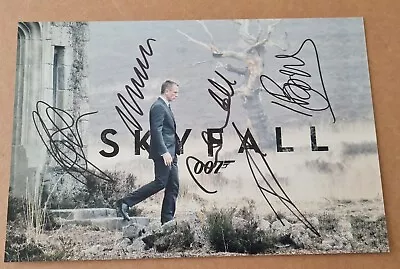 Signed 10 X 8 Photo Daniel Craig Marlone Bardem Fiennes & Harris James Bond 007 • £0.99