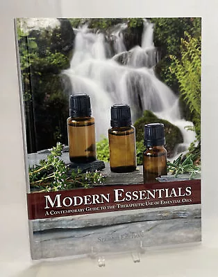 Modern Essentials A Contemporary Guide To The Therapeutic Use Of Essential Oils • $13.95