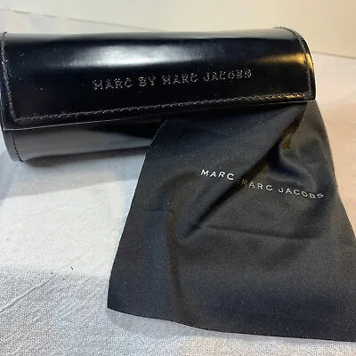Marc By Marc Jacobs Sunglasses/ Glasses Oval Case Magnetic With Lens Cleaner B07 • $10.99