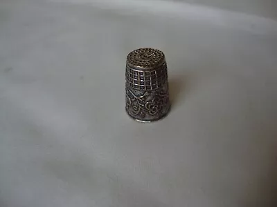 VINTAGE 1970-80s EMBOSSED FLORAL THIMBLE STERLING SILVER 925 • $14.99