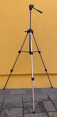 Velbon CX 570 Tripod In Very Good Condition.  Lightly Used.   • $50