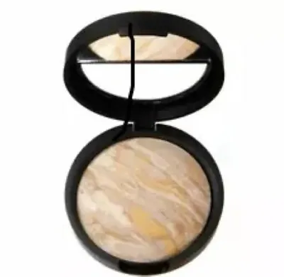 LAURA GELLER BAKED BALANCE N BRIGHTEN FOUNDATION In FAIR - 9g (BOXED) • £39.75