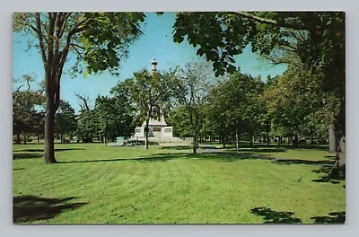 Postcard Civil War Memorial Cambridge Common Massachusetts • $4.99