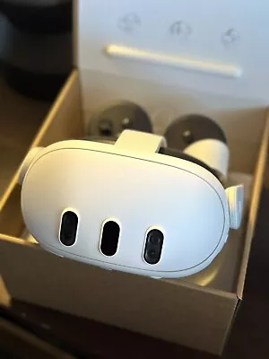 Meta Quest 3 128GB VR Headset - White EXCELLENT • $201.50