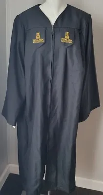 Texas A&M Kingsville Graduation Gown Oak Hall 5'9-5'11 Black • $19.99