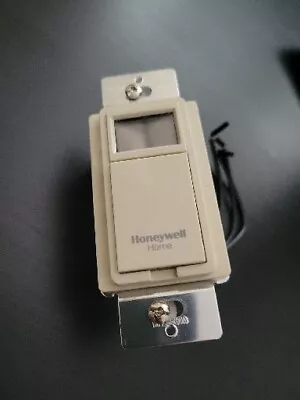 Honeywell RPLS531A1003 EconoSwitch Programmable Timer Almond  • $20