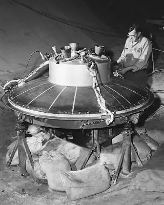 ENGINEER WORKING ON MERCURY CAPSULE 8x10 GLOSSY PHOTO PRINT • $14.99