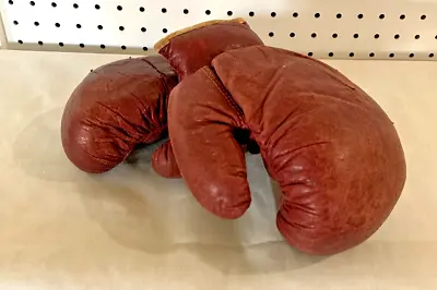 Vintage Leather Youth Boys Boxing Gloves  Reach??  1940-1950 Awesome Decor Piece • $49.99