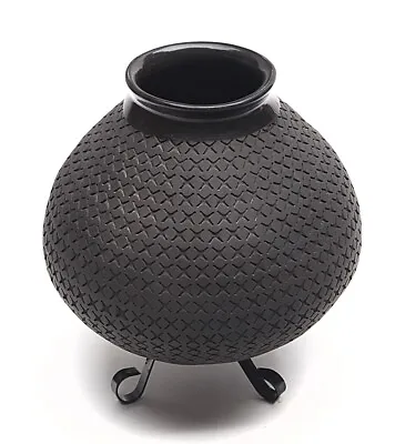 Mata Ortiz Artist Beto Tena Black -On-Black  10  Tall 9  W  Circ. 33  Pot • $100