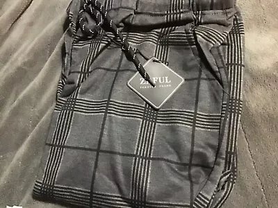 Zaful Men’s Dark Grey Pants Plaid 2XL New In Package  • $24.90