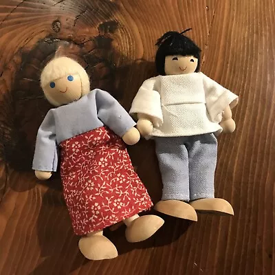 $6 • Buy Wooden Dollhouse Figures Ryans Room RR Set Of 2