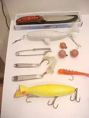 ODD LOT OF 5 / FISHING LURES  1 Wood /  NEW  KNIFE In Box + Free Homemade Lure • $18.34