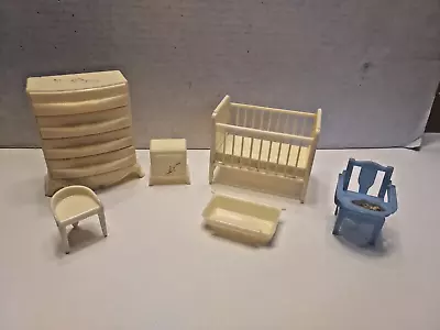 6 Pieces Baby's/Nursery. Dollhouse Miniatures PLASCO & RENWAL • $7.95