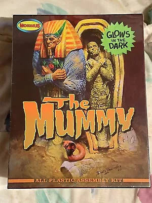 Moebius Boris Karloff  As  The Mummy Rare GLOW Model Kit Diorama • $26