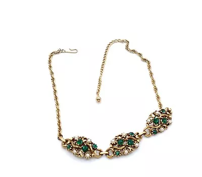 Co978 Vintage Unsigned Green Rhinestone Pearl Necklace 16” • $24.95