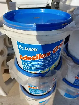 Mapei Tile Adhesive • £5