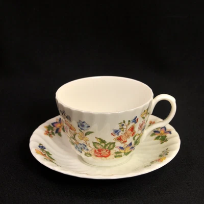 £42.19 • Buy Aynsley Cup & Saucer Swirl Fluted Cottage Garden Floral Butterfly 1970-2001