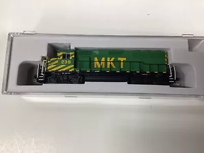 Atlas #40 005 258 N Scale “MKT” GP40 Diesel Locomotive Rd #239 • $123.95