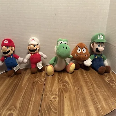 Super Mario Bros Plush Lot Of 5 • $30