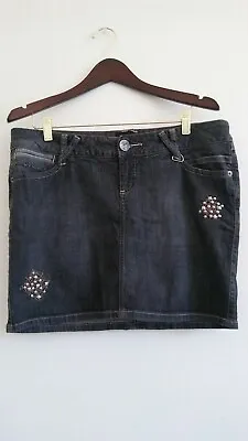 $10 • Buy Jeans Skirt Z Cavaricci Mini Skirt Size 12