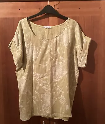 Made In Italy Yellow Floral Top Size 18 • £0.99